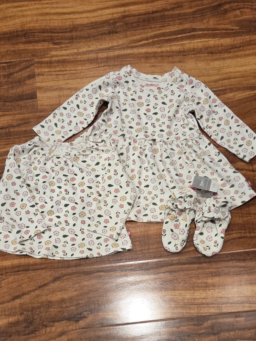 Zutano NWT/EUC 18 Months Cream and Pink Floral Dress, Swing Top and Booties